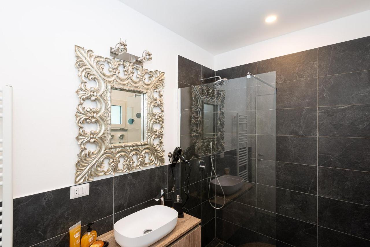 Appartamento Dany Con Vista Lago By Holiday Solutions Nesso Exterior photo